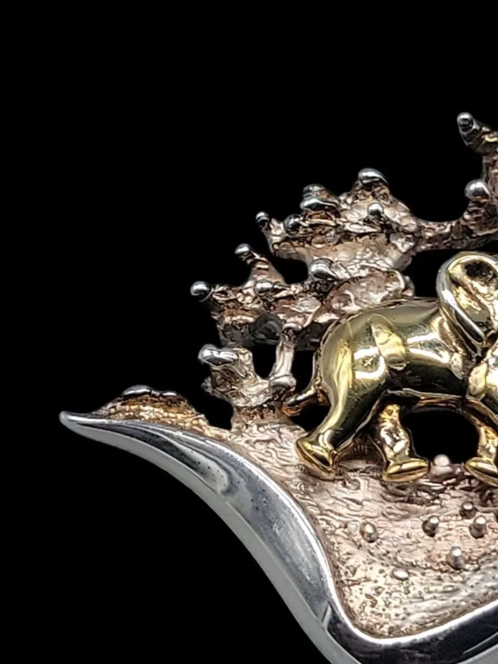 FB Sterling Silver w/10k Elephants Brooch Marching Through Detailed Scene